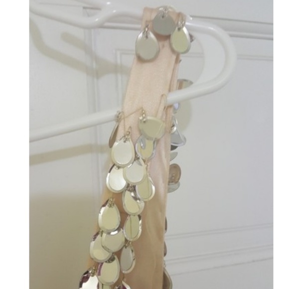 Dress - Picture 4 of 6